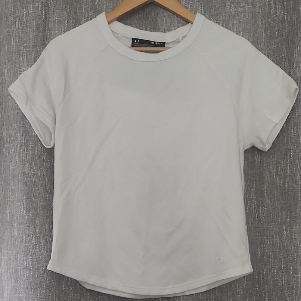 Under Armour White Short Sleeve T-Shirt Cutout Back